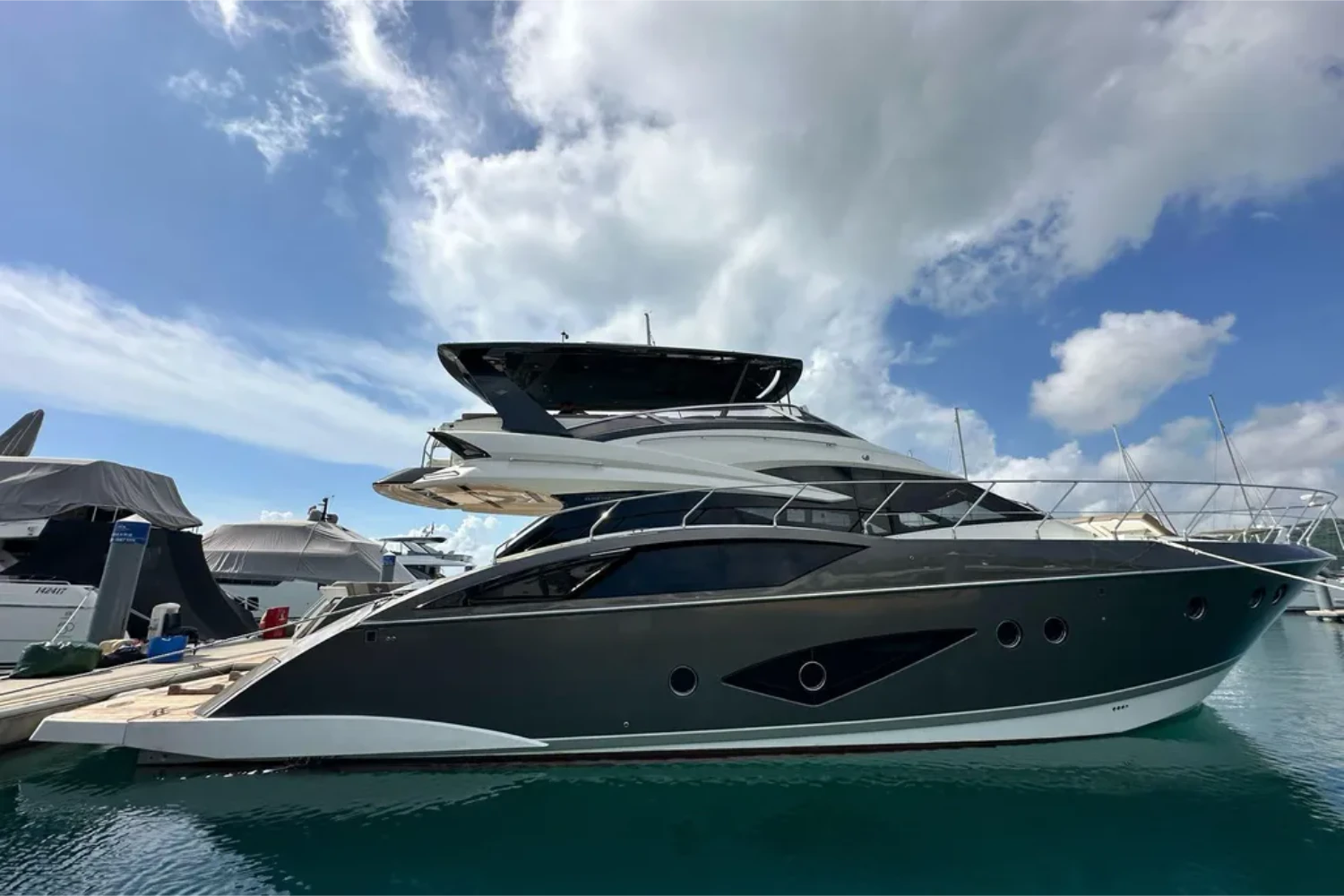 2013 Marquis 630